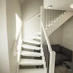 Housing Apartmanhotel 4*