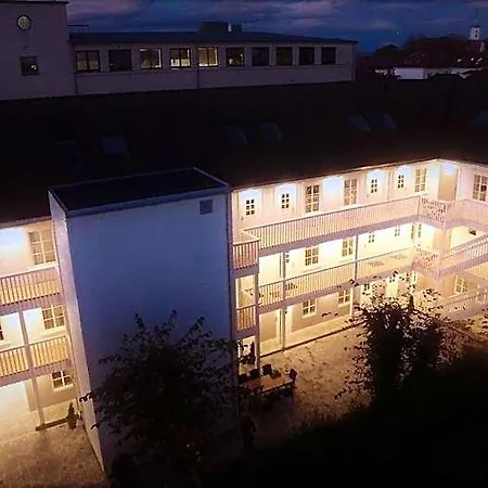 Aparthotel Housing 4*
